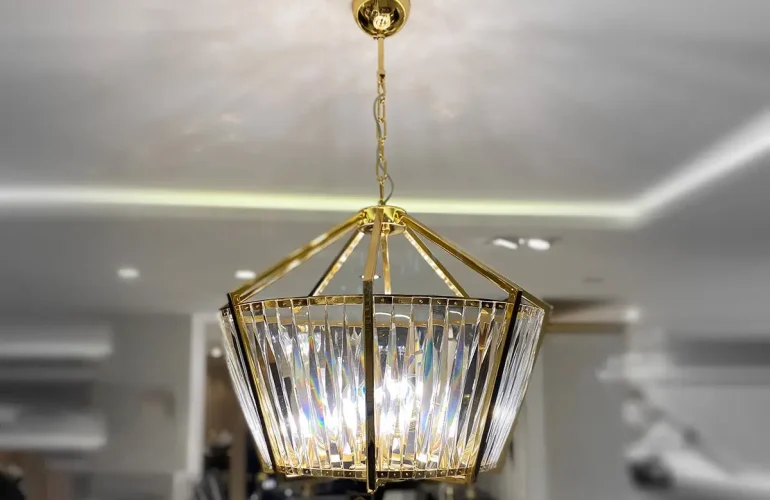 altigen-altin-tekli-fener-avize-masko-istanbul